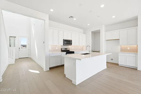 $700,000 | 3572 West Horse Trail Way, San Tan Valley, AZ 85144