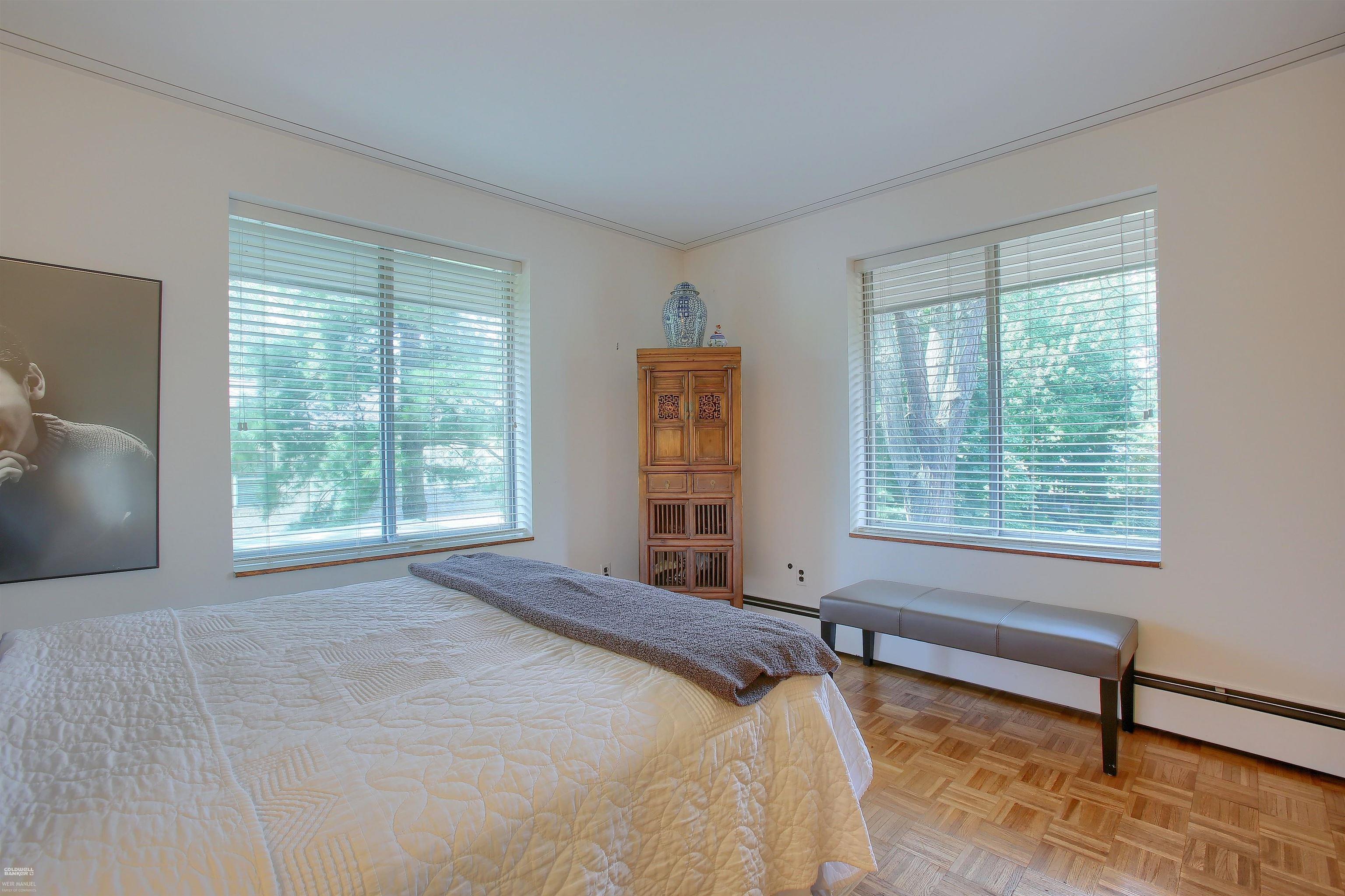 917 Lake Shore Road Grosse Pointe Shores, MI 48236 - Photo 32 of 44