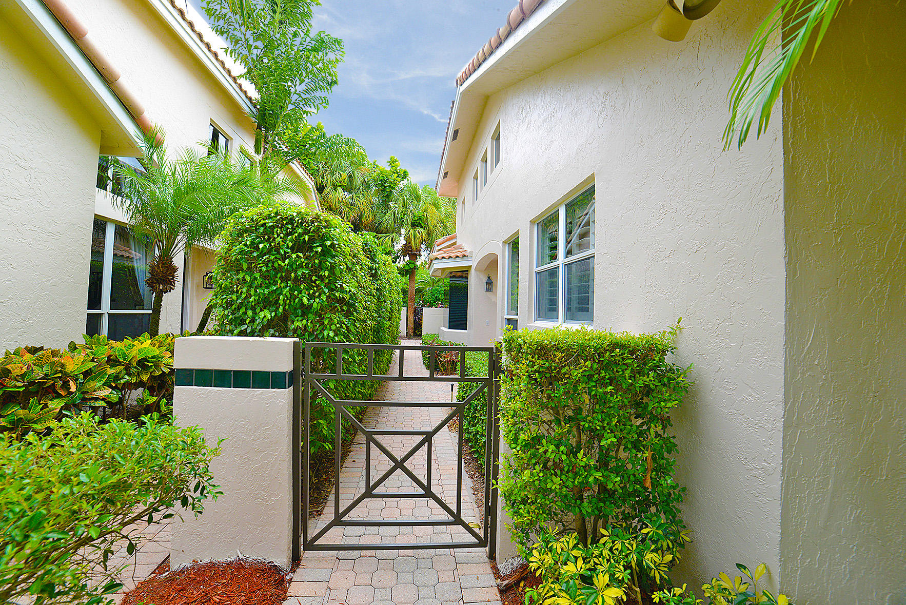 2275 Northwest 62nd Drive Boca Raton, FL 33496 - Photo 3 of 46 DSC_0409A