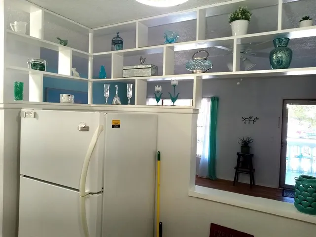 a close view of sink