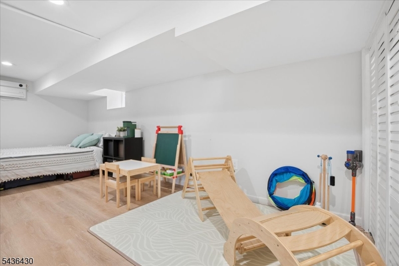 277 Grove Street East Rutherford, NJ 07073 - Photo 23 of 32