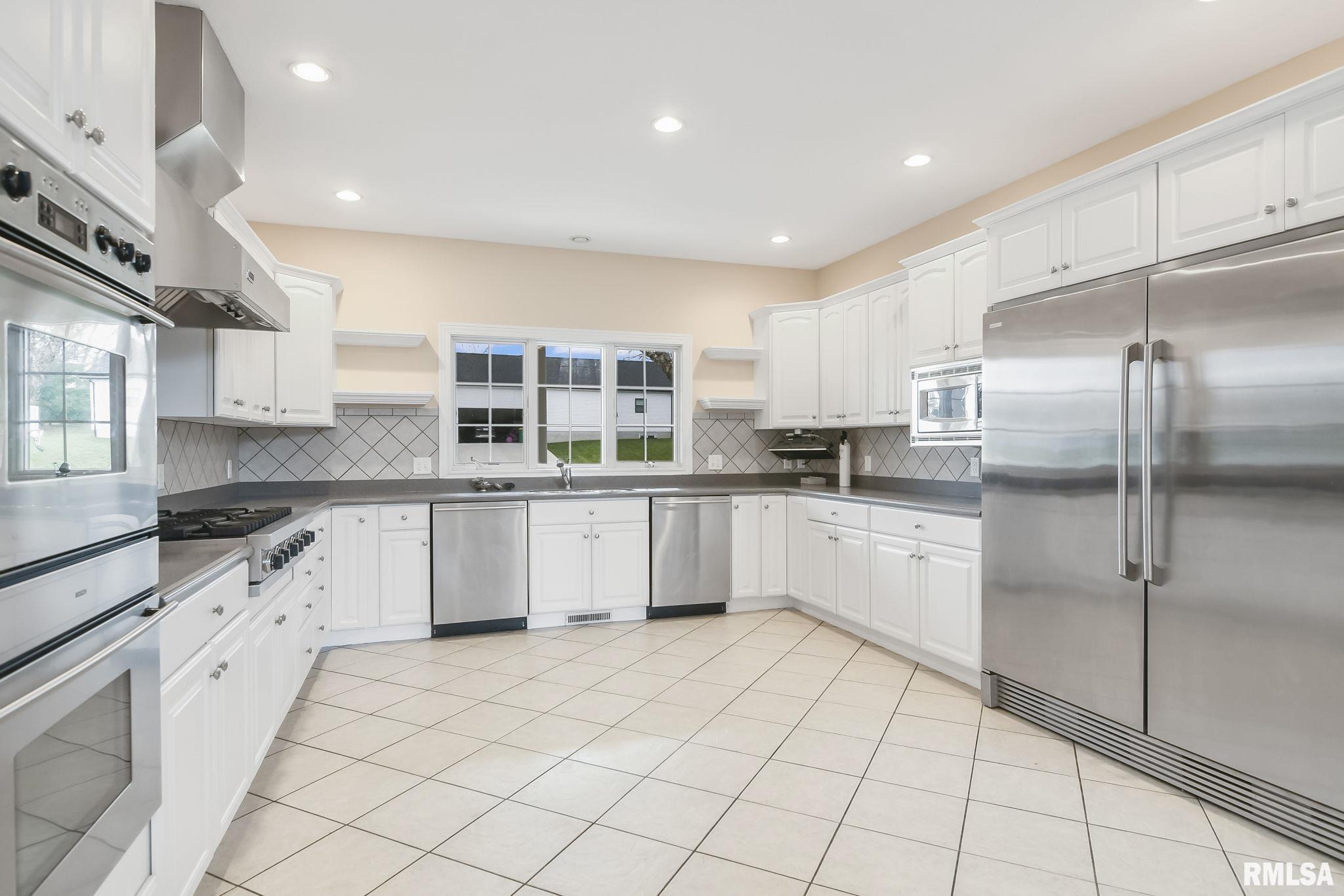 2805 Muirfield Road Springfield, IL 62711 - Photo 9 of 55