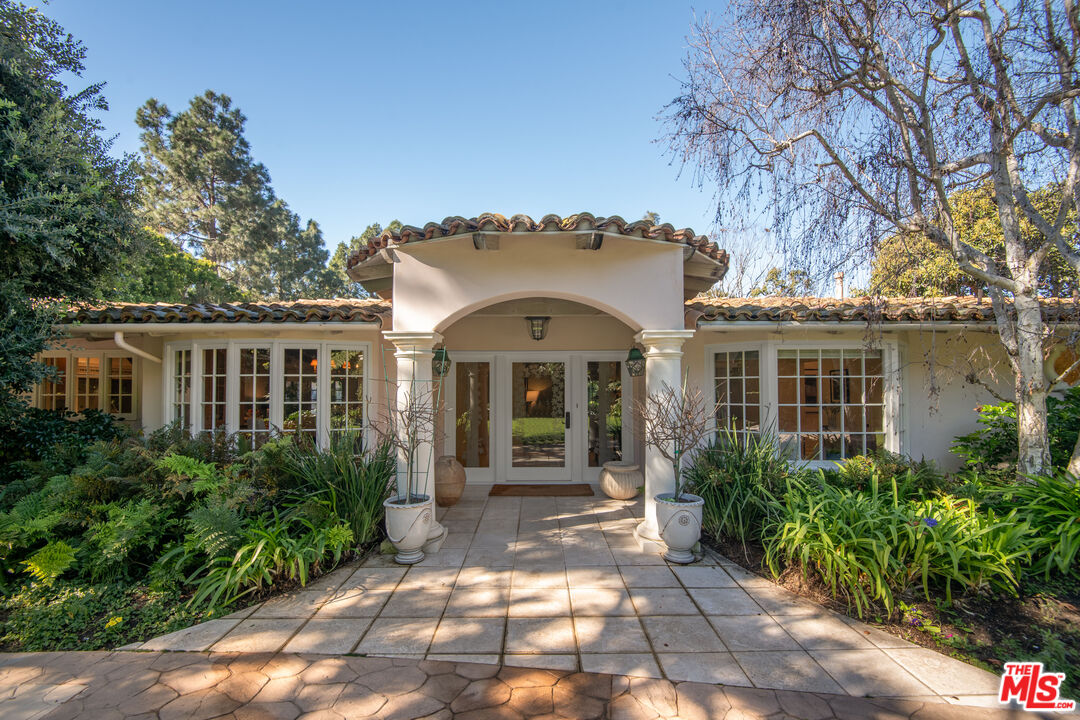 6105 Bonsall Drive Malibu, CA 90265 - Photo 40 of 45 a front view of a house with garden