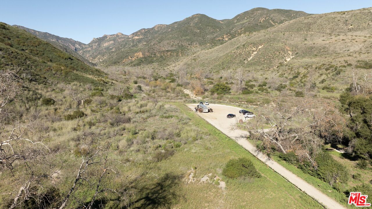 6105 Bonsall Drive Malibu, CA 90265 - Photo 41 of 45