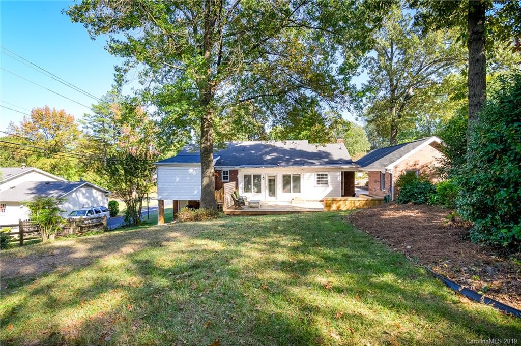 4900 Fairheath Road Charlotte, NC 28210 - Photo 9 of 36 Gallery Image 9