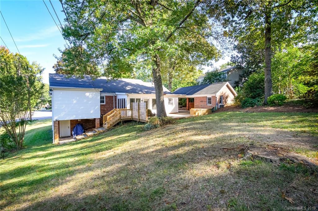 4900 Fairheath Road Charlotte, NC 28210 - Photo 10 of 36 Gallery Image 10