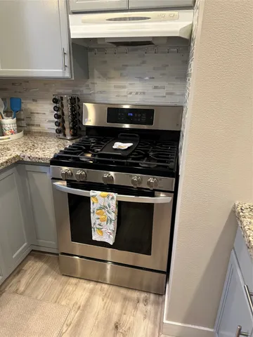 $1,650 | 5211 Avenue Q, Galveston, TX 77551