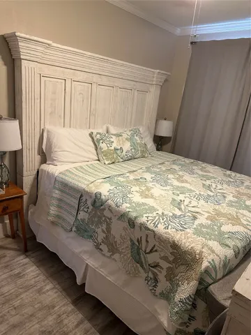 $1,650 | 5211 Avenue Q, Galveston, TX 77551