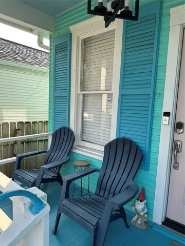 $1,650 | 5211 Avenue Q, Galveston, TX 77551