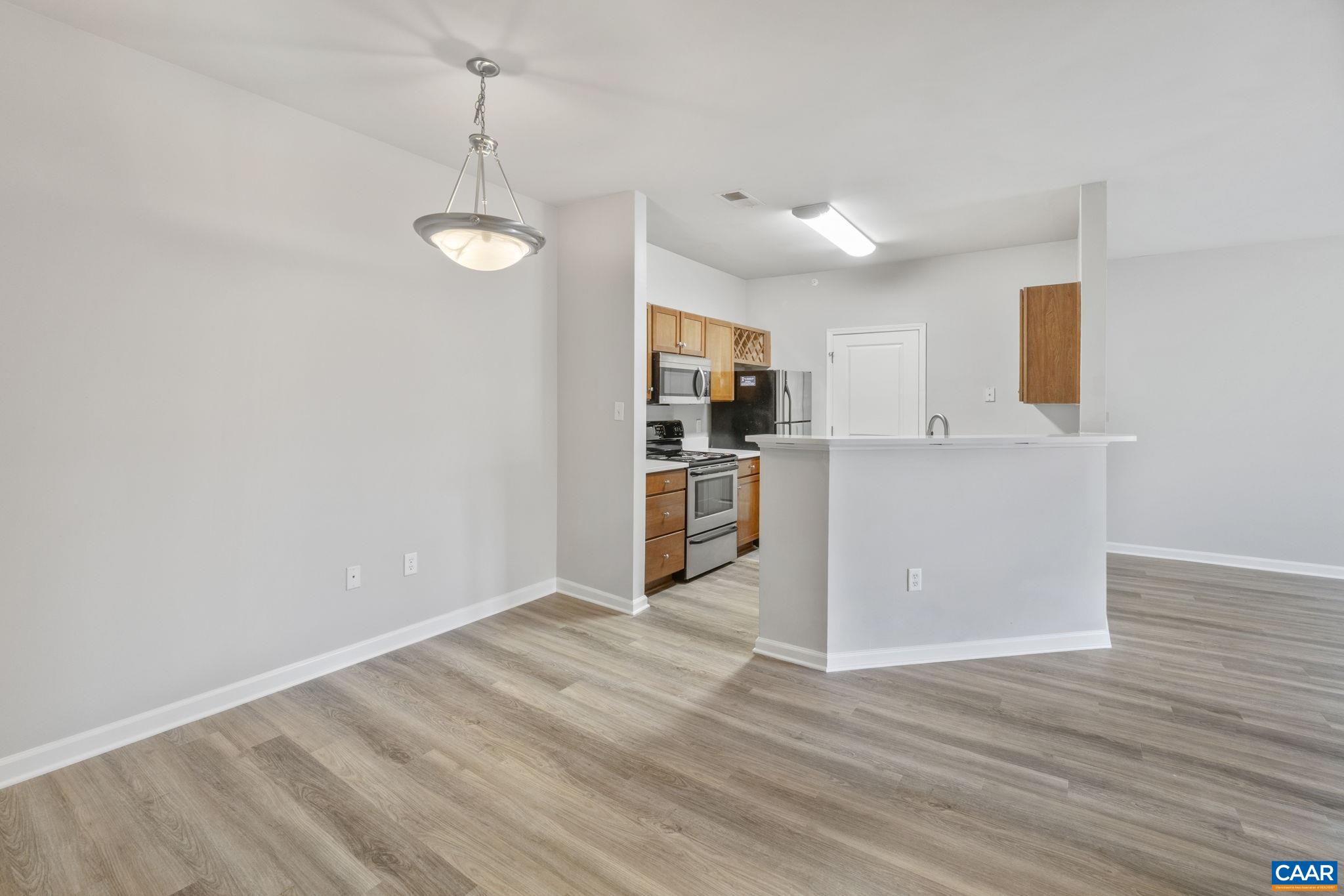 745 Walker Square, Unit 3B Charlottesville, VA 22903 - Photo 16 of 52