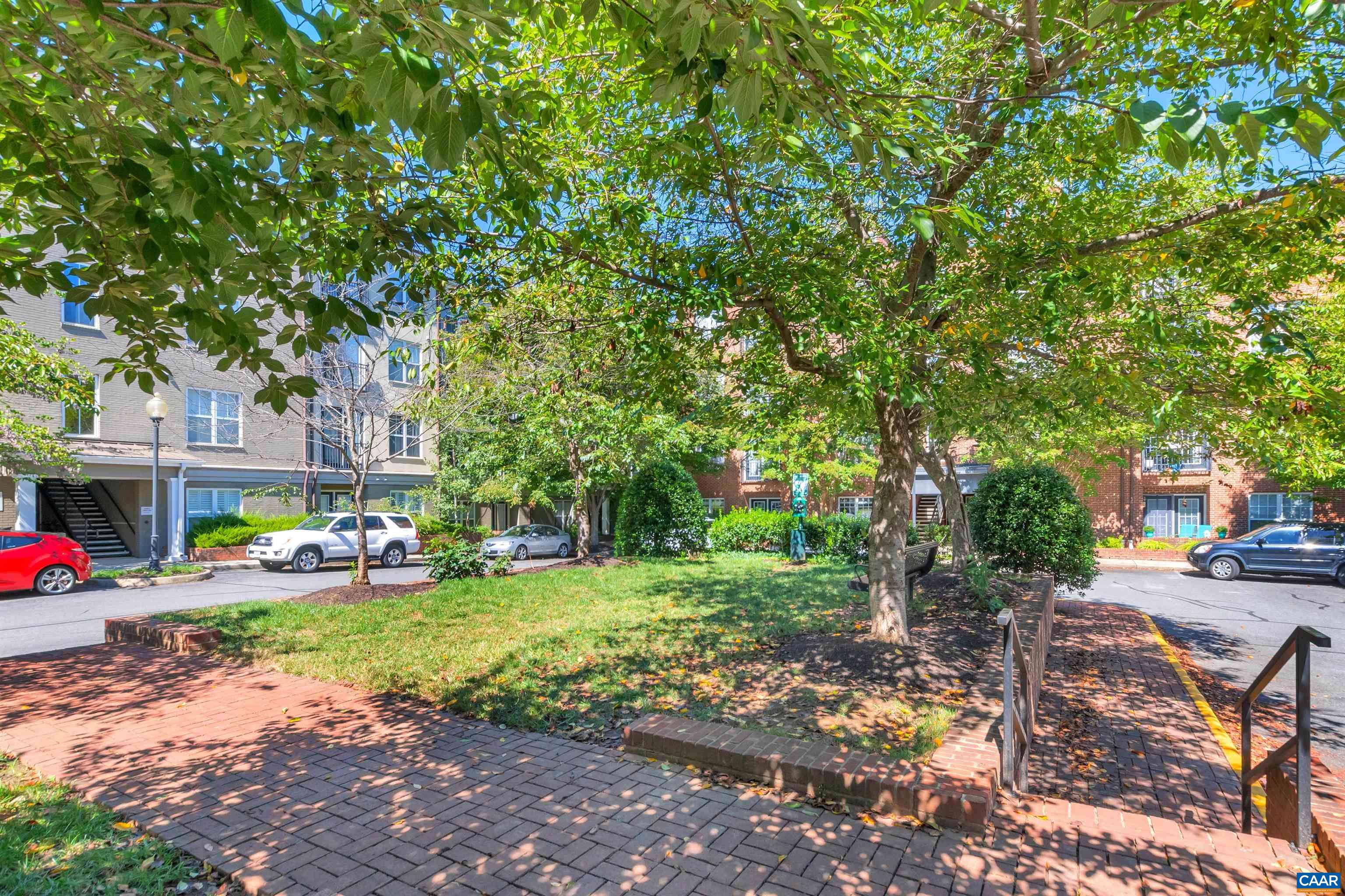 745 Walker Square, Unit 3B Charlottesville, VA 22903 - Photo 34 of 52