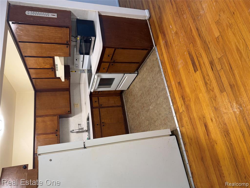 25835 Lahser Road, Unit 5 Southfield, MI 48033 - Photo 6 of 12