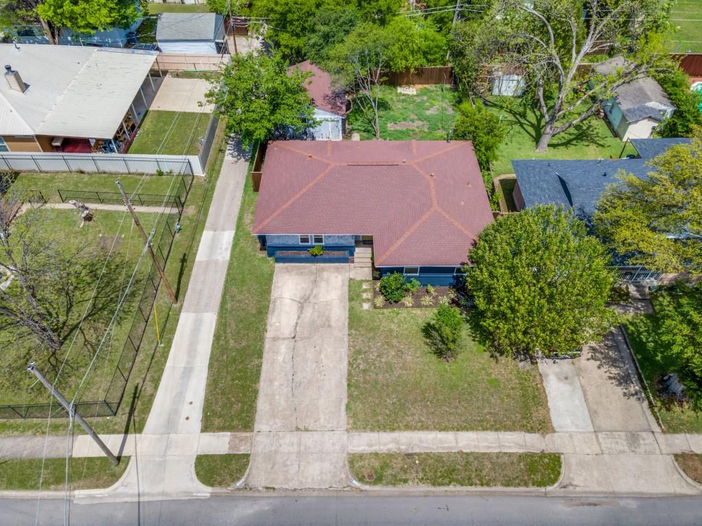 2315 Inadale Avenue Dallas, TX 75228 - Photo 32 of 36 an aerial view of a house