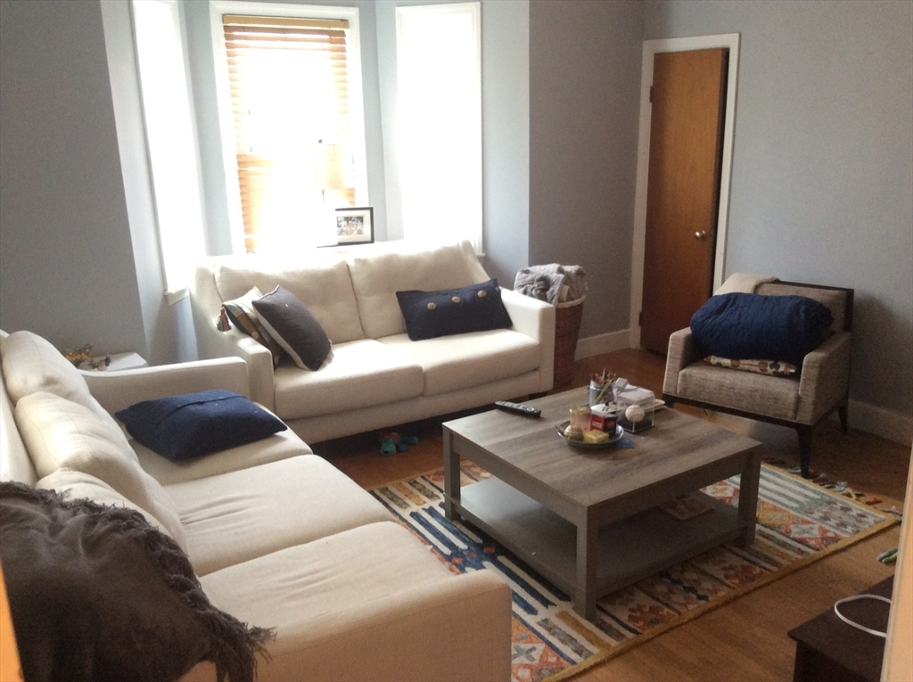 149 Grove Street, Unit 1 Waltham, MA 02453 - Photo 3 of 11