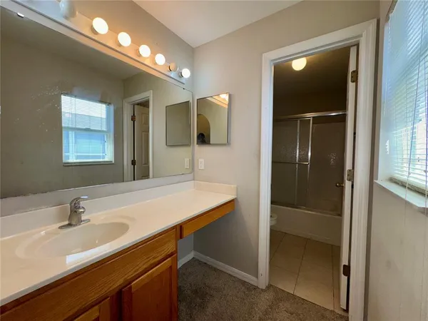 $2,200 | 12626 Lake Vista Drive, Gibsonton, FL 33534