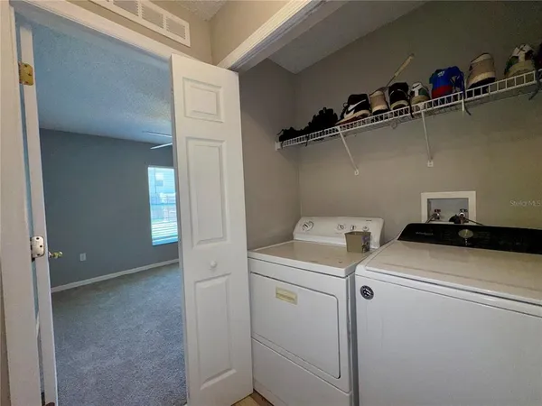 $2,200 | 12626 Lake Vista Drive, Gibsonton, FL 33534