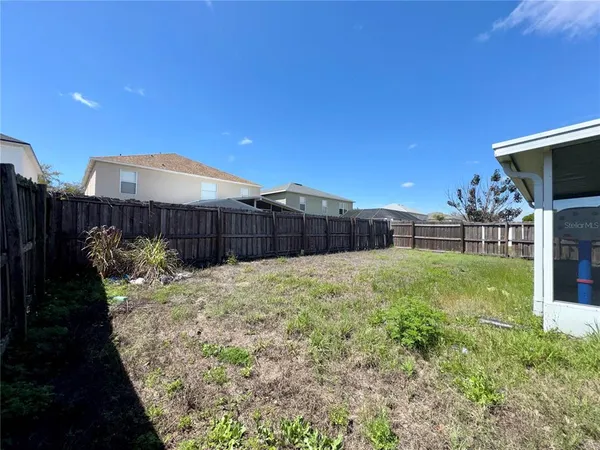 $2,200 | 12626 Lake Vista Drive, Gibsonton, FL 33534