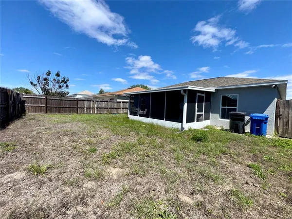 $2,200 | 12626 Lake Vista Drive, Gibsonton, FL 33534