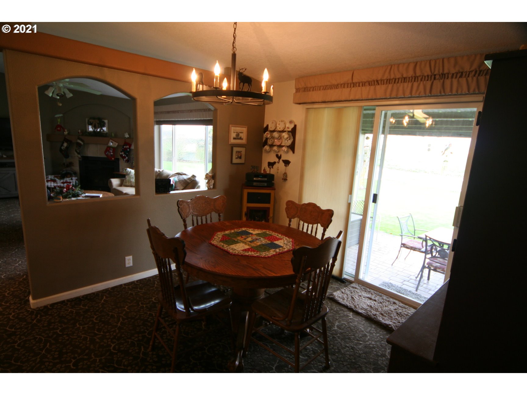 16775 Southeast Fairview Road Dayton, OR 97114 - Photo 11 of 24 a dining room with furniture and window