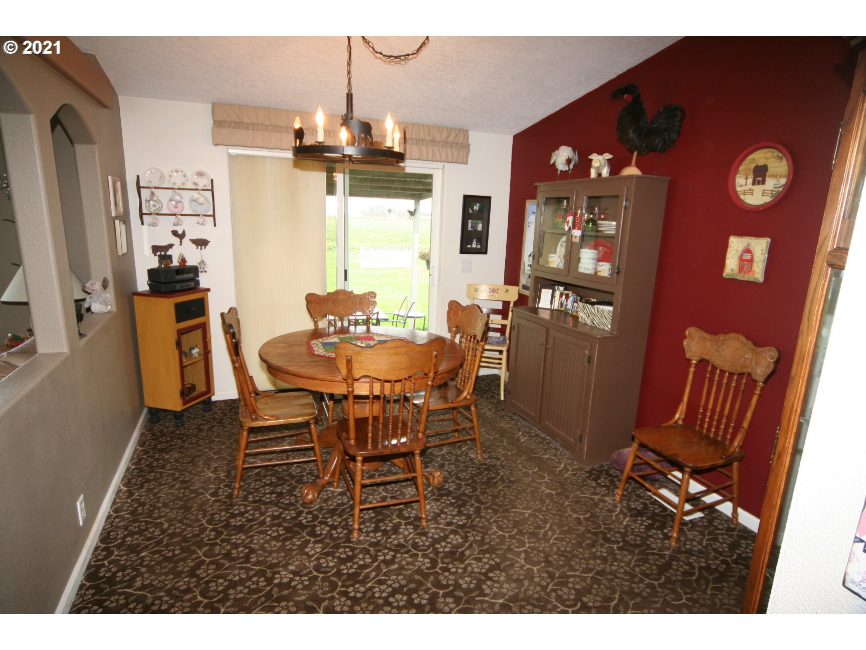 16775 Southeast Fairview Road Dayton, OR 97114 - Photo 10 of 24 a dining room with furniture and window