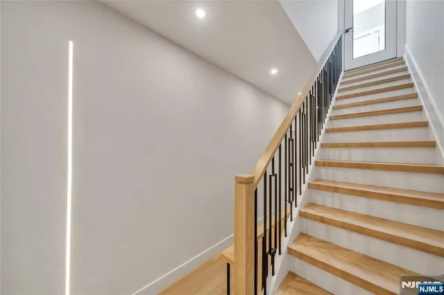 $7,500 | 530 Roff Avenue, Unit A, Palisades Park, NJ 07650