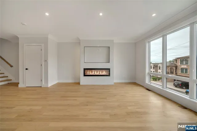 $7,500 | 530 Roff Avenue, Unit A, Palisades Park, NJ 07650