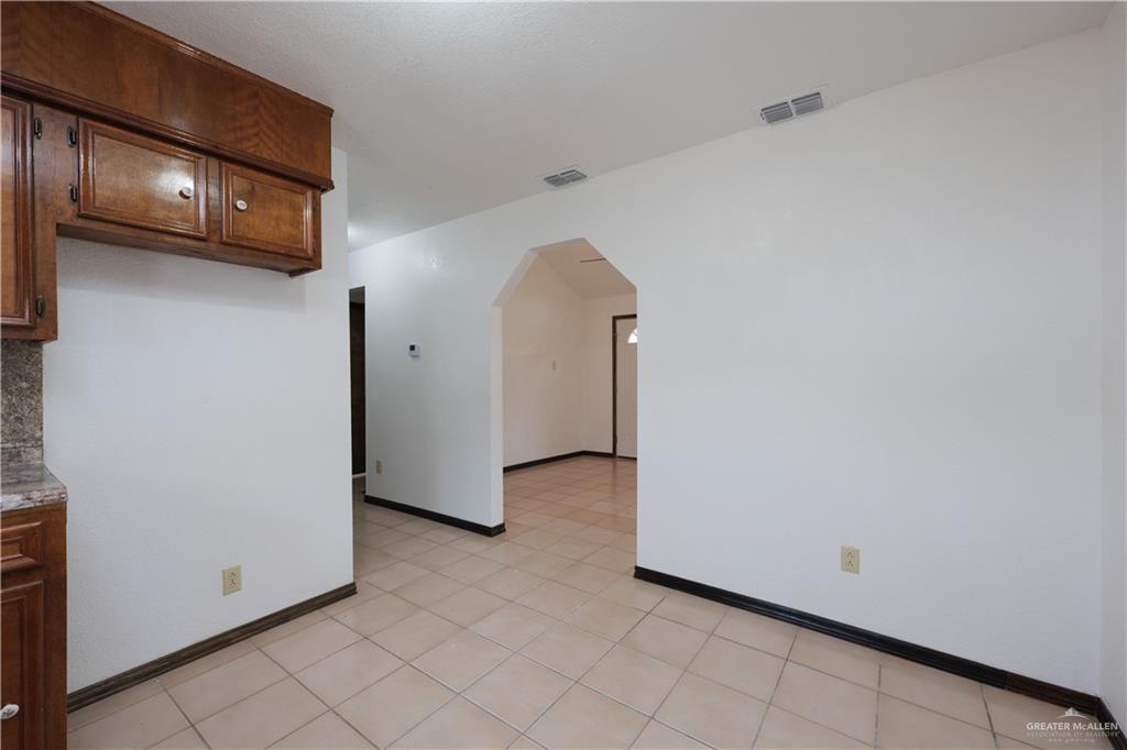 603 North Houston Street Rio Grande City, TX 78582 - Photo 6 of 13