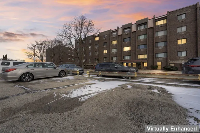 $85,000 | 4623 North Chester Avenue, Unit 206, Chicago, IL 60656