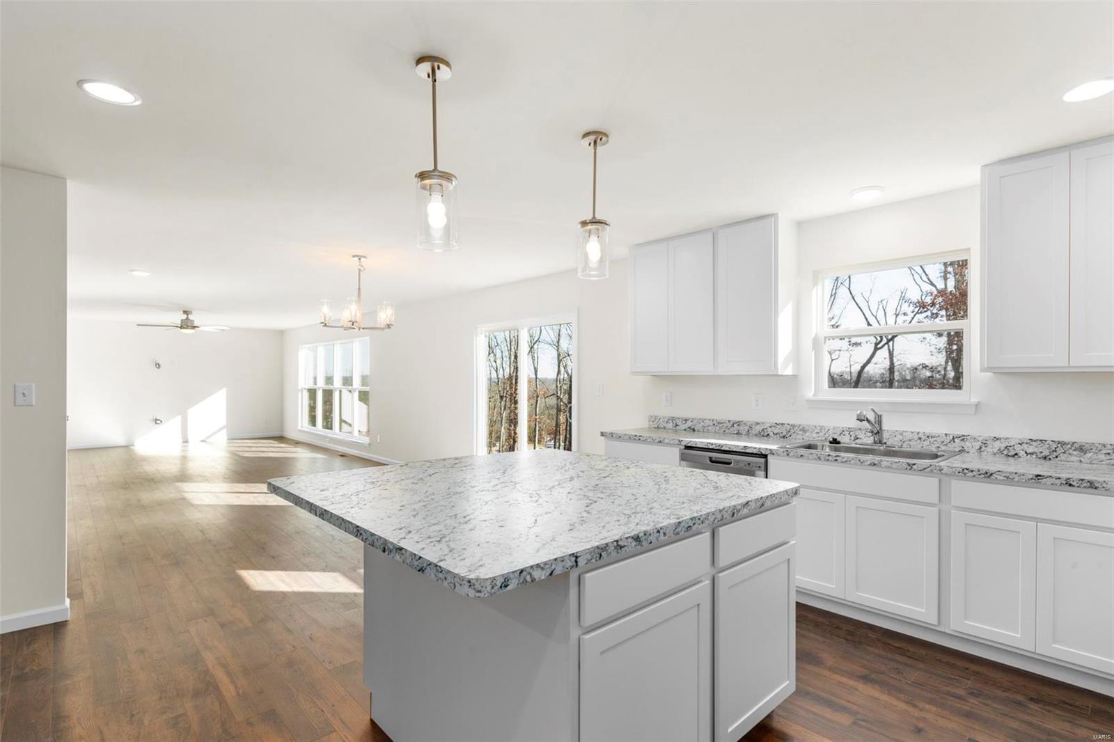 7414 Shadow Point Drive Oakville, MO 63129 - Photo 6 of 24