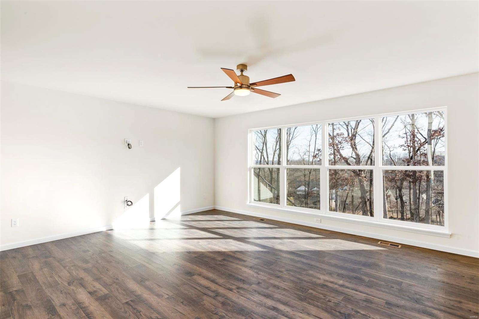 7414 Shadow Point Drive Oakville, MO 63129 - Photo 9 of 24