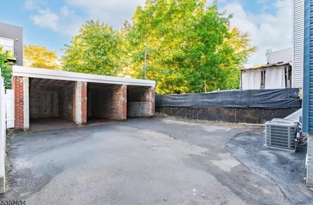 $2,200 | 111 Clarke Avenue, Unit 1, Jersey City, NJ 07304