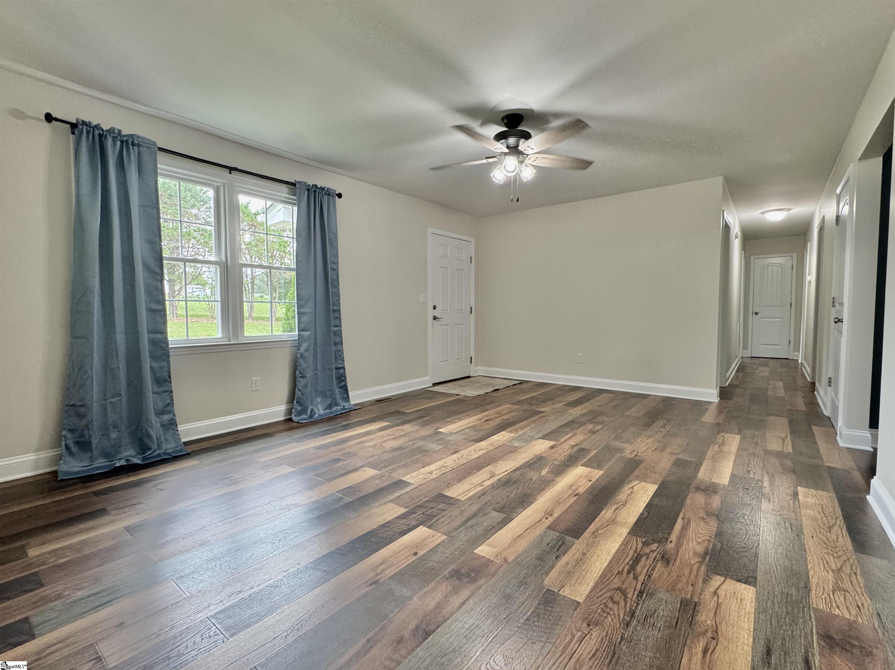 413 Jule Merck Road Norris, SC 29630 - Photo 4 of 23