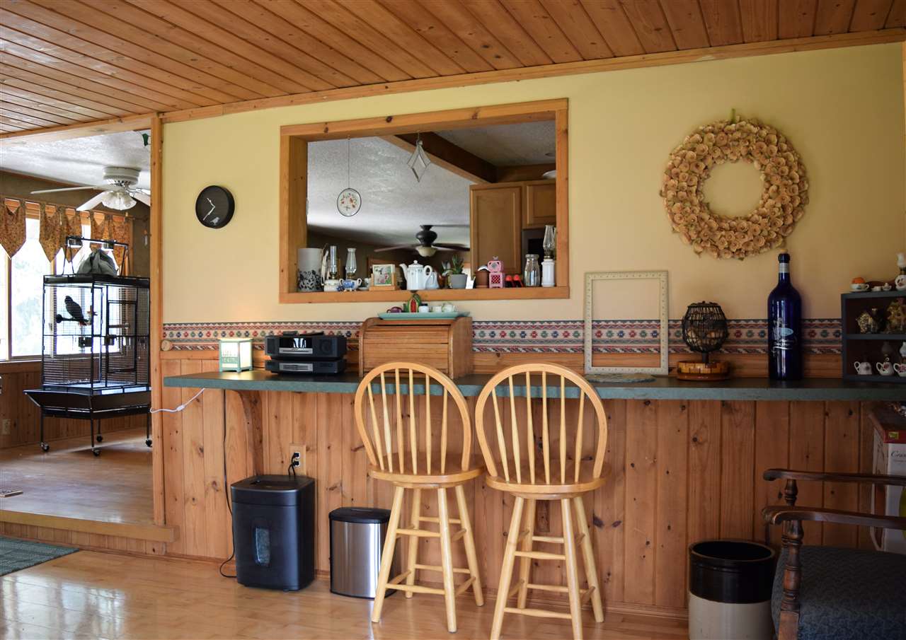 4716 South Loomis Road Shepherd, MI 48883 - Photo 10 of 23 1863830-9.JPG