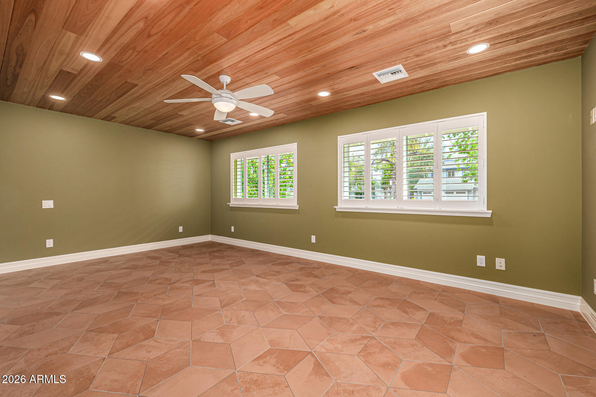 4010 East Coolidge Street Phoenix, AZ 85018 - Photo 49 of 82 a view of an empty room with a window