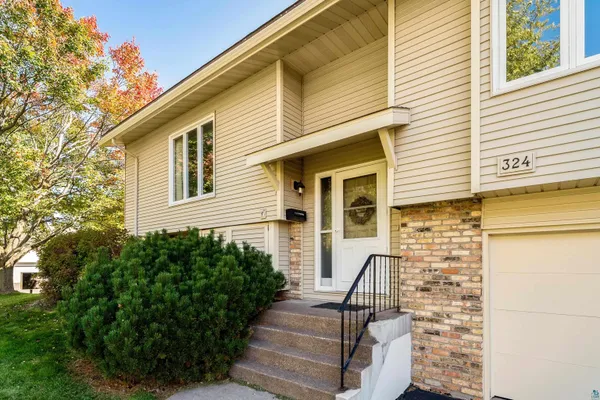 $349,900 | 324 Wildwood Drive, Unit 324, Duluth, MN 55811