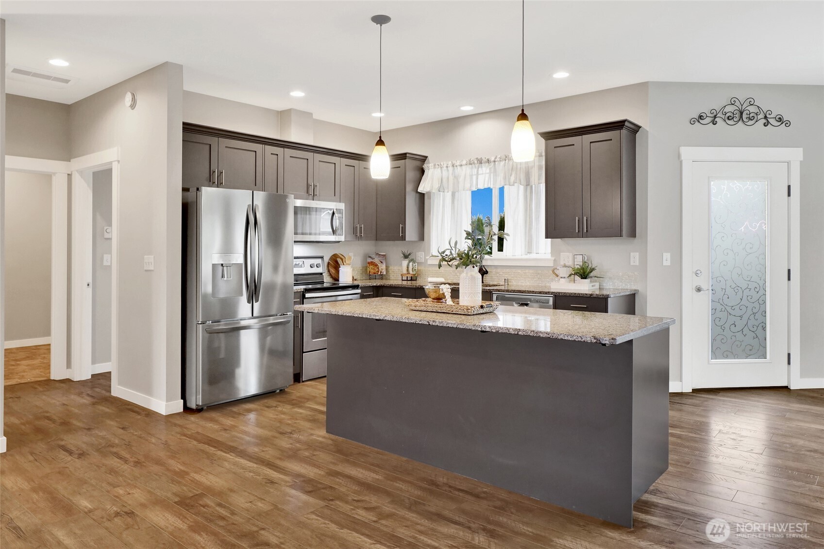 910 Mapleridge Drive Everson, WA 98247 - Photo 11 of 39