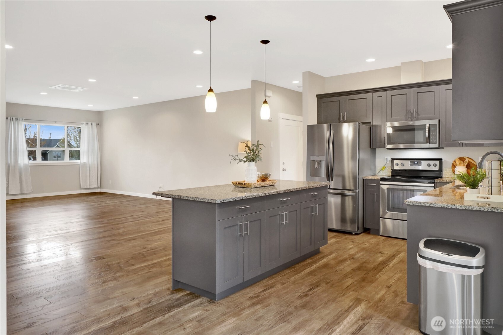 910 Mapleridge Drive Everson, WA 98247 - Photo 12 of 39