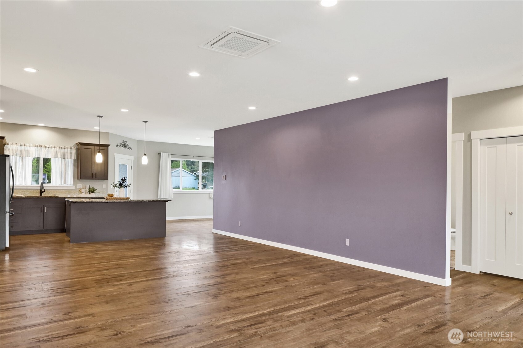 910 Mapleridge Drive Everson, WA 98247 - Photo 4 of 39