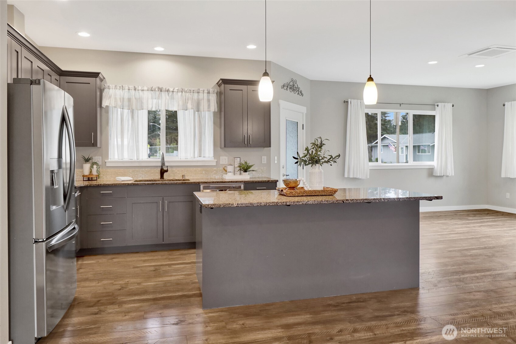 910 Mapleridge Drive Everson, WA 98247 - Photo 10 of 39