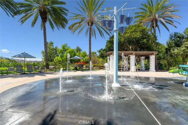 a picture of a room with a floor plan