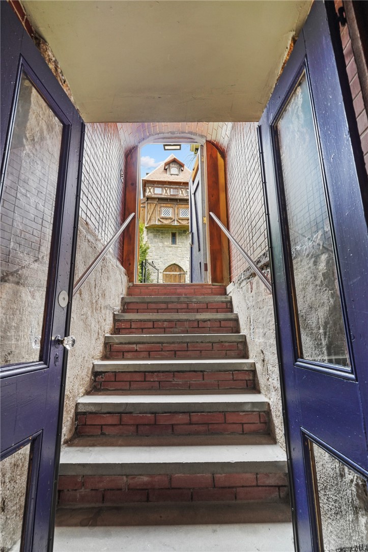 43 Old Beach Road Newport, RI 02840 - Photo 48 of 50