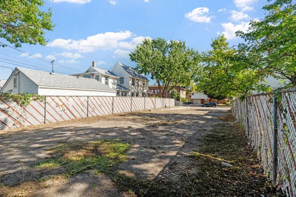 $175,000 | 2110 4th Street Northeast, Minneapolis, MN 55418