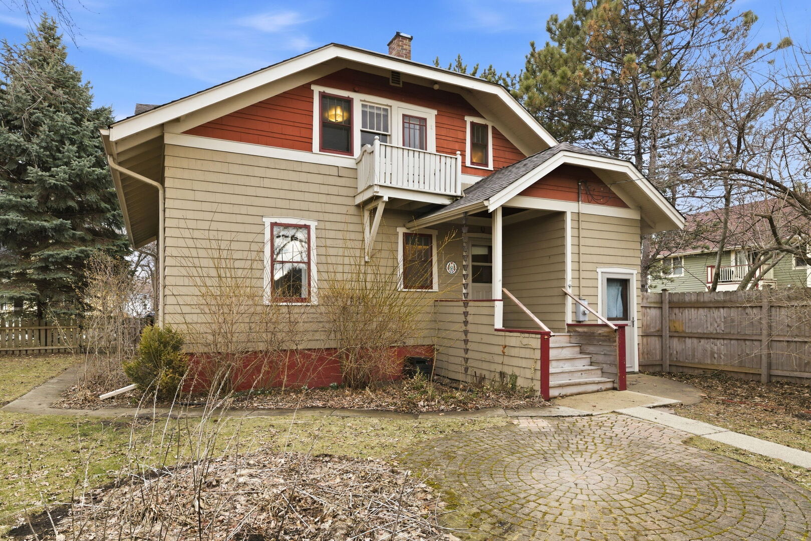 111 Oak Street Frankfort, IL 60423 - Photo 29 of 36 a front view of a house with a yard
