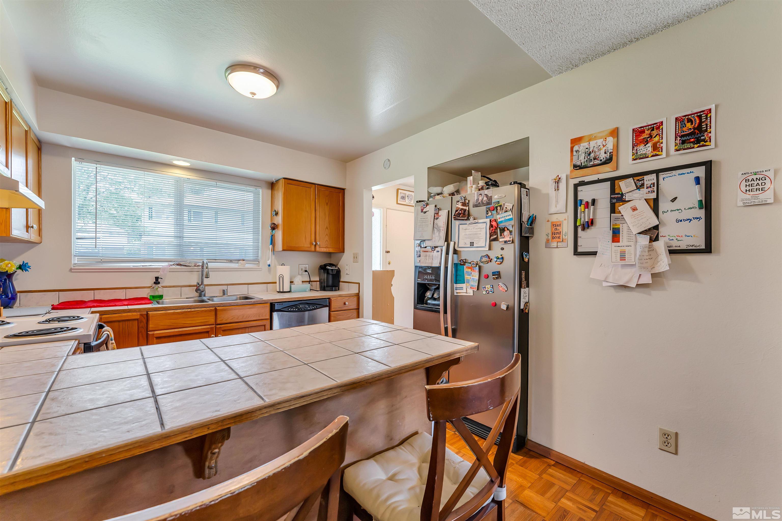 241 Smithridge Park Reno, NV 89502 - Photo 9 of 24 Photo 9
