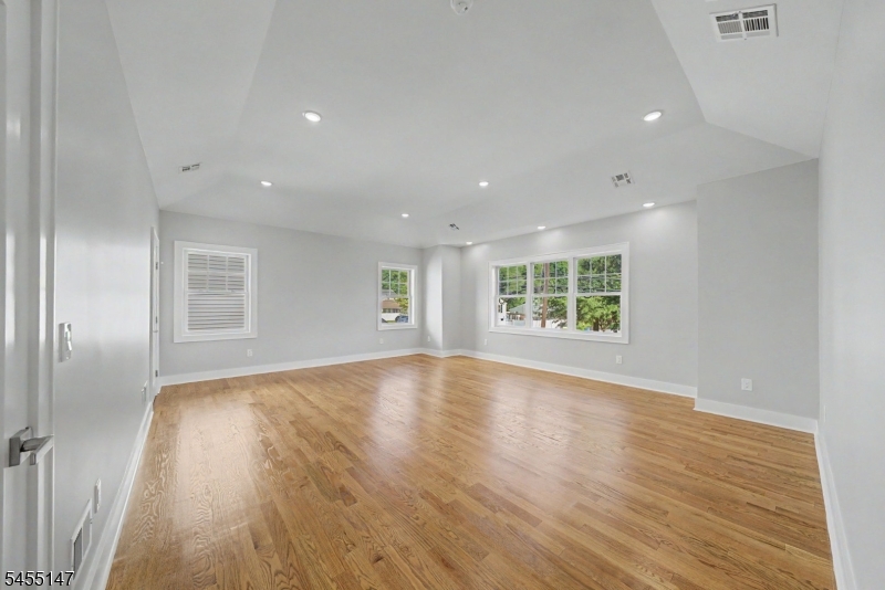 310 Halsey Road Parsippany, NJ 07054 - Photo 17 of 45 Gallery Image 17