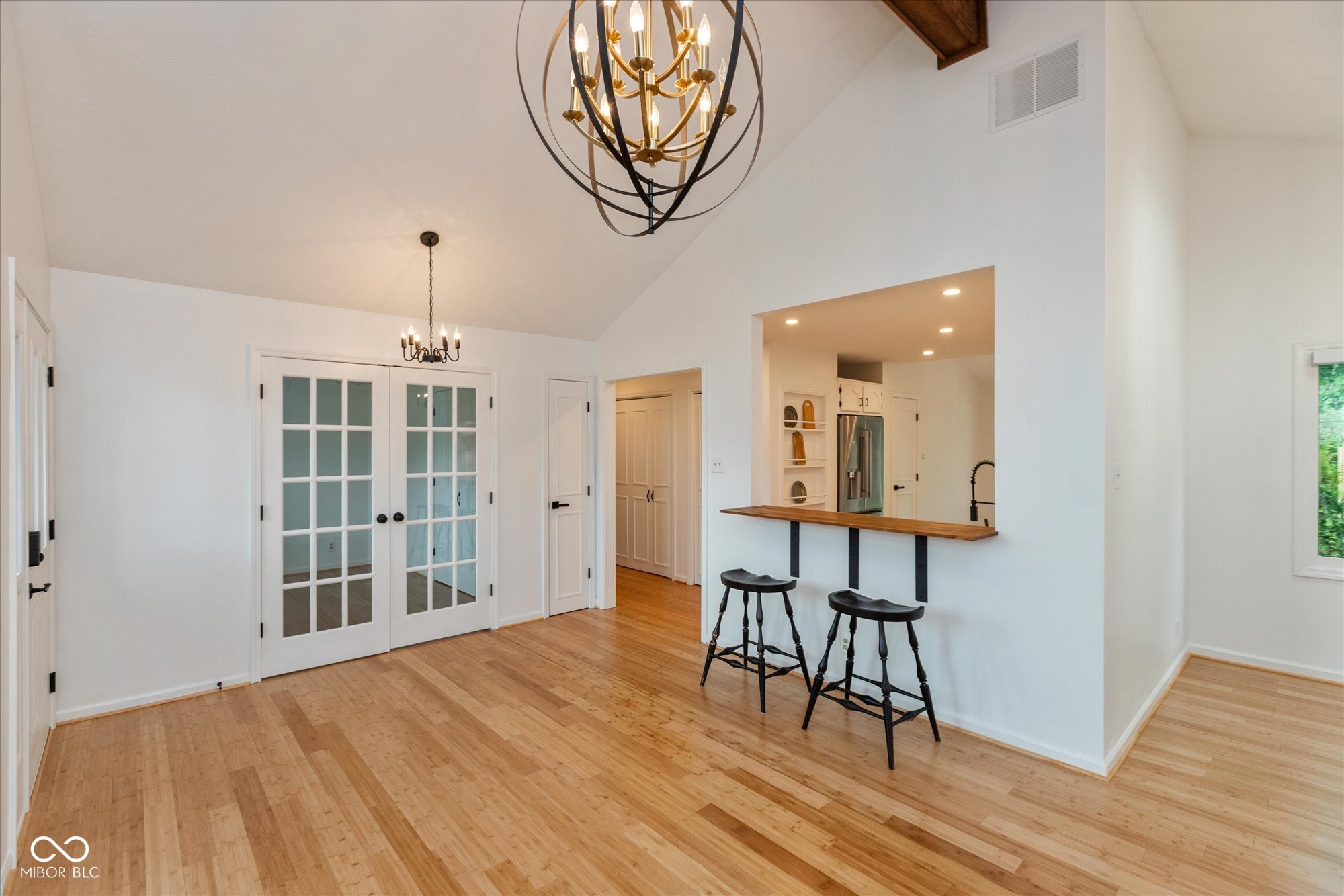 12290 Charing Cross Road Carmel, IN 46033 - Photo 7 of 25 Gallery Image 7