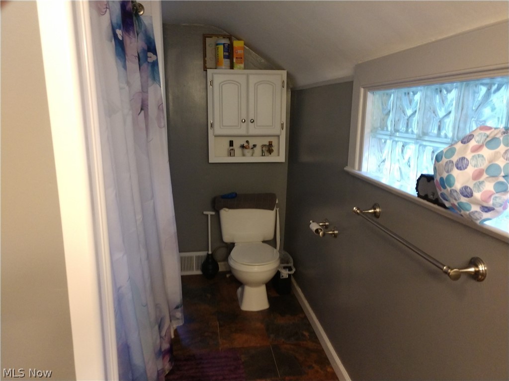 36525 Center Ridge Road North Ridgeville, OH 44039 - Photo 24 of 33 upstairs full bath