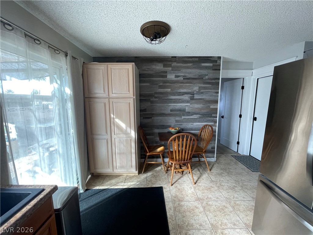 321 West Rochell Drive Henderson, NV 89015 - Photo 8 of 18 Dining space