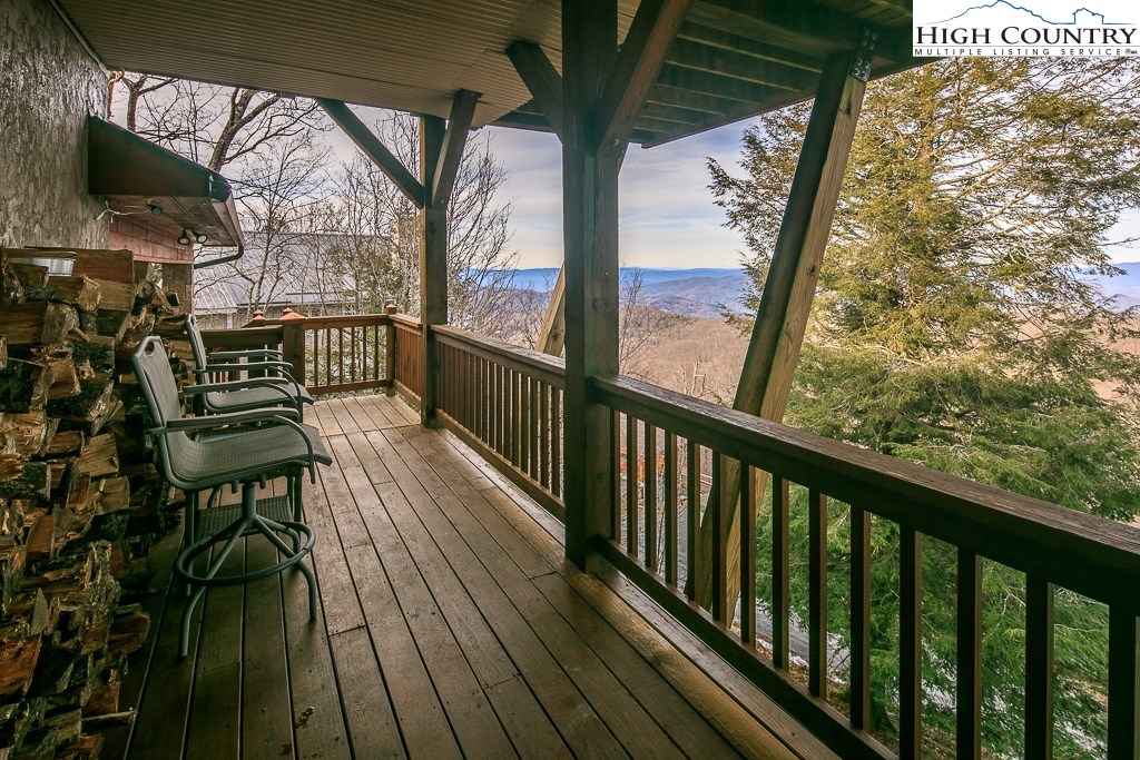 204 Pinnacle Ridge Road Beech Mountain, NC 28604 - Photo 40 of 50 a view of balcony with wooden floor