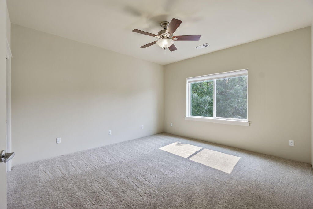 1591 Lithia Way Talent, OR 97540 - Photo 19 of 31 LW(42)